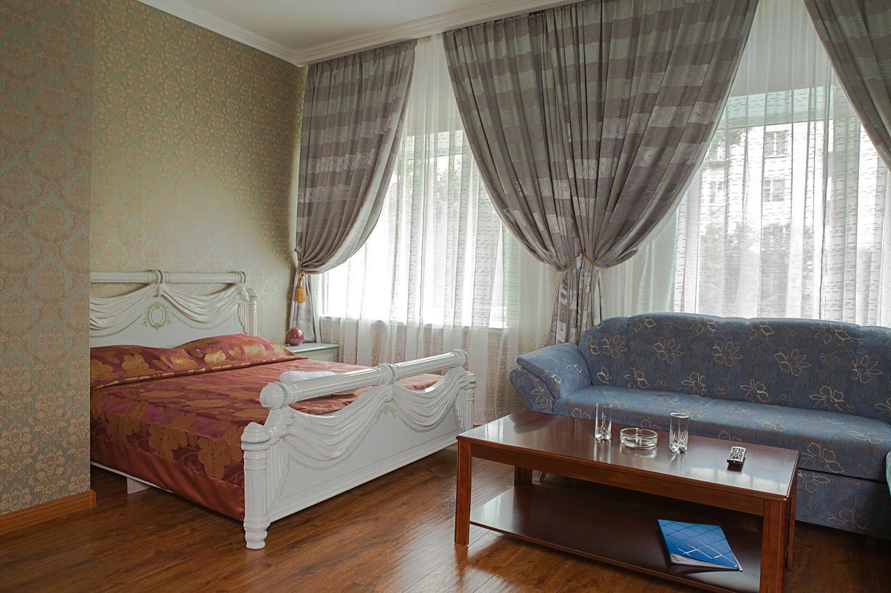 Hotel Topaz Астана Экстерьер фото